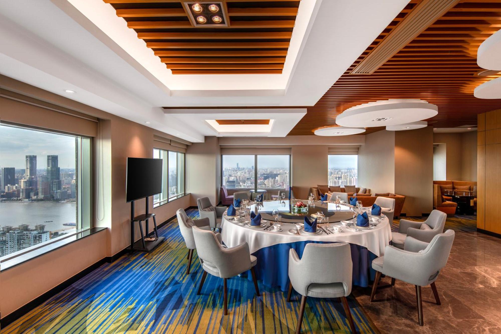 Novotel Atlantis Shanghai - Breakfast In The Clouds With River View In The Revolving Restaurant Εξωτερικό φωτογραφία